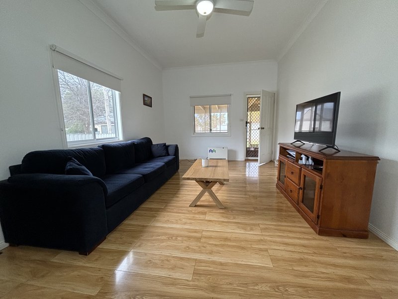 Photo - 20 Hyandra Street, Griffith NSW 2680 - Image 10