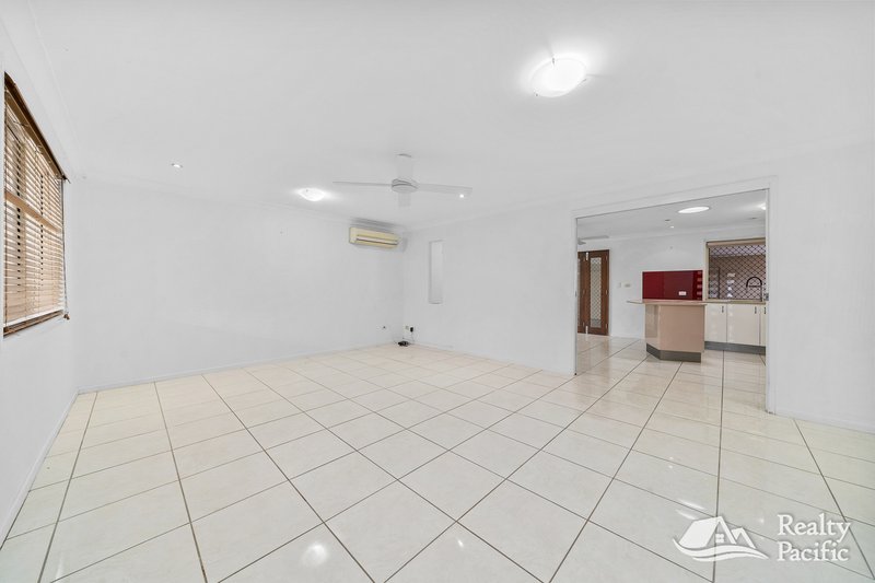 Photo - 20 Idamea Street, Carina Heights QLD 4152 - Image 2
