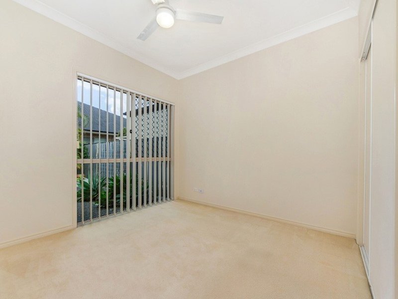 Photo - 20 Imperia Crescent, Varsity Lakes QLD 4227 - Image 12