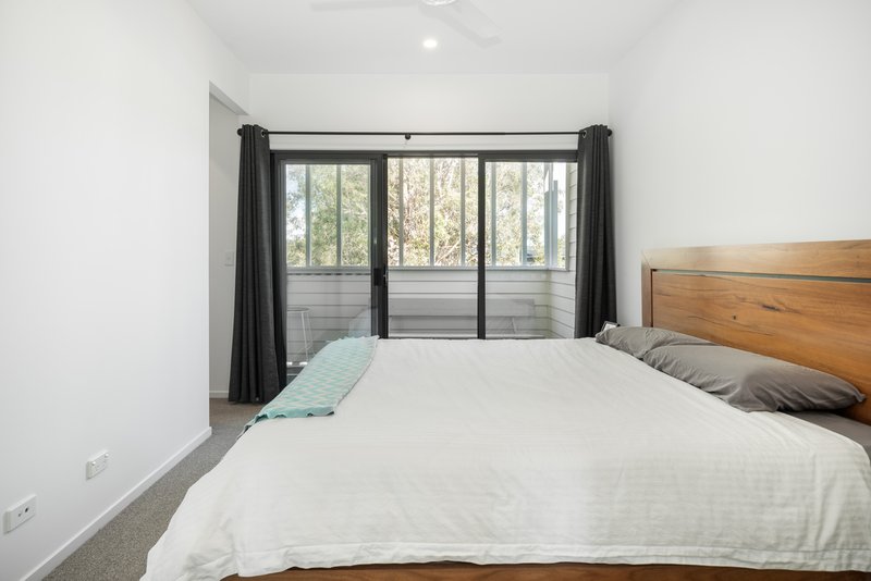 Photo - 20 Ivedon Street, Banyo QLD 4014 - Image 9