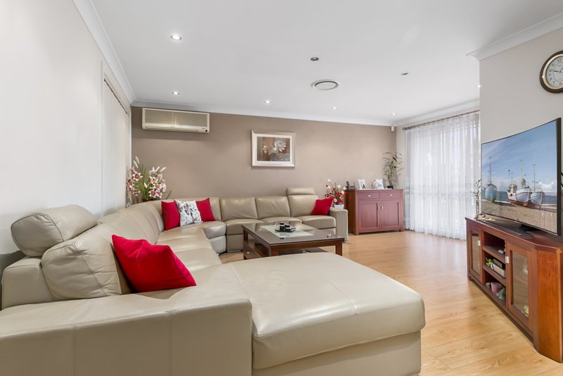 Photo - 20 Jabiru St , Green Valley NSW 2168 - Image 4