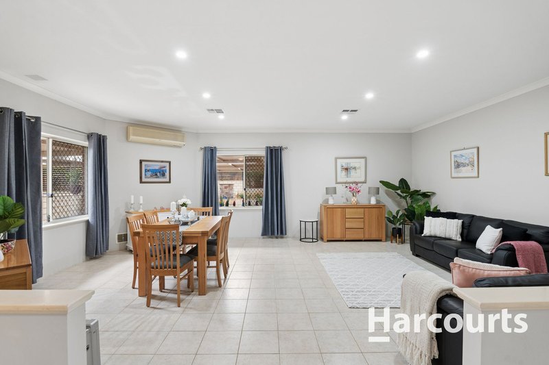 Photo - 20 Jacaranda Drive, Wanneroo WA 6065 - Image 10
