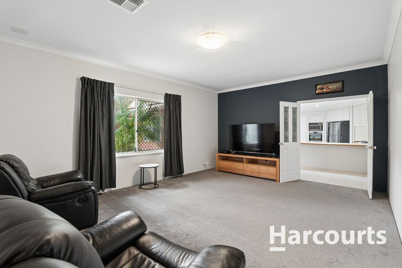 Photo - 20 Jacaranda Drive, Wanneroo WA 6065 - Image 12