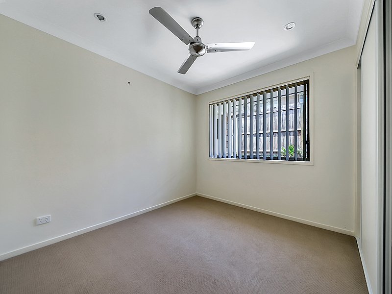 Photo - 20 James Close, Ormeau QLD 4208 - Image 11