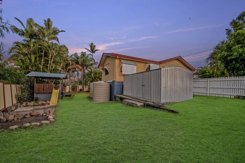 Photo - 20 Jane Street, Arana Hills QLD 4054 - Image 19