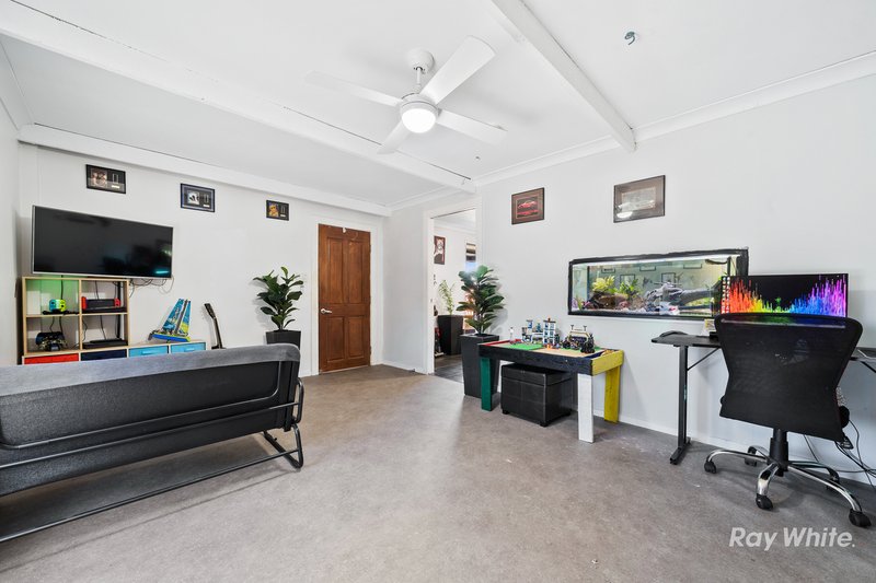 Photo - 20 Japonica Street, Eagleby QLD 4207 - Image 7