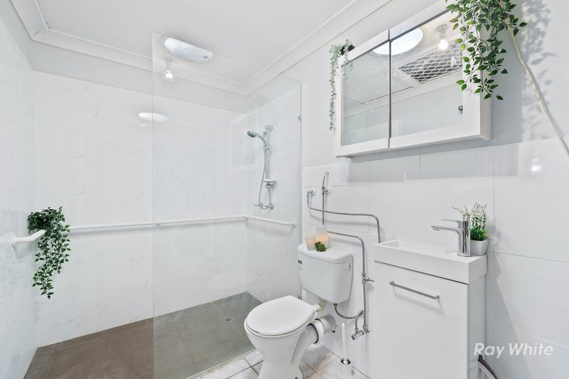 Photo - 20 Japonica Street, Eagleby QLD 4207 - Image 9