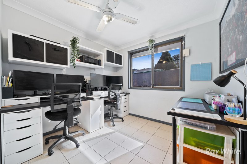 Photo - 20 Japonica Street, Eagleby QLD 4207 - Image 12