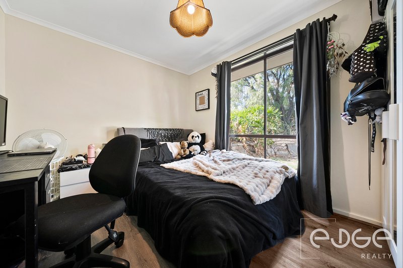 Photo - 20 Jedna Close, Craigmore SA 5114 - Image 11