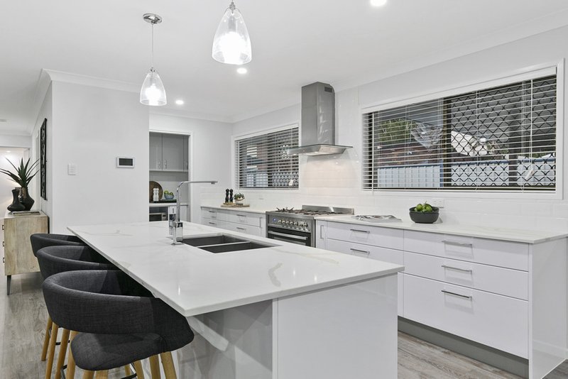 Photo - 20 Jesray Street, Birkdale QLD 4159 - Image 14