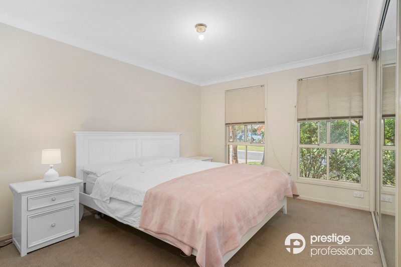 Photo - 20 Jimbour Court, Wattle Grove NSW 2173 - Image 5