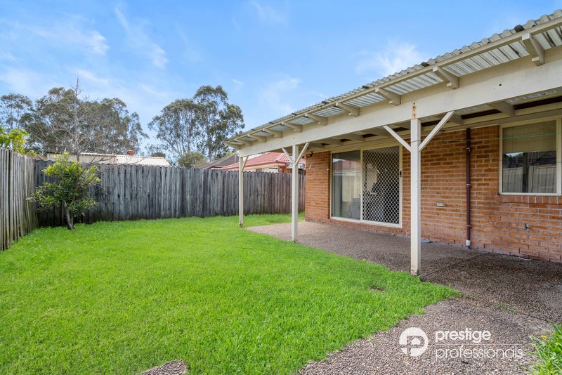 Photo - 20 Jimbour Court, Wattle Grove NSW 2173 - Image 8