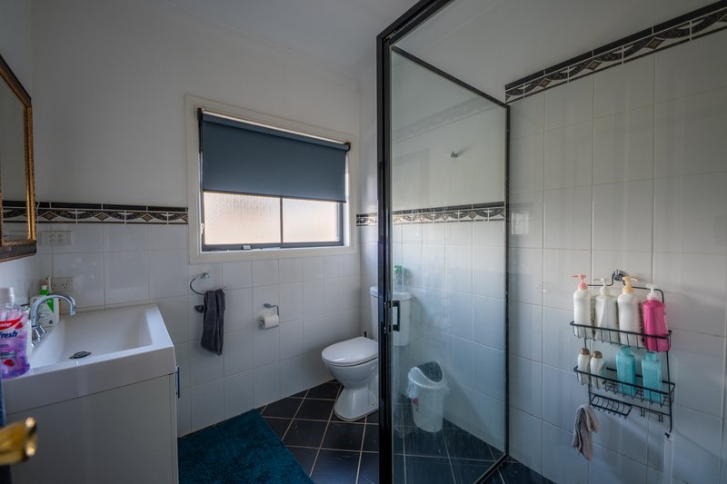 Photo - 20 John Girdham Place, Forbes NSW 2871 - Image 7