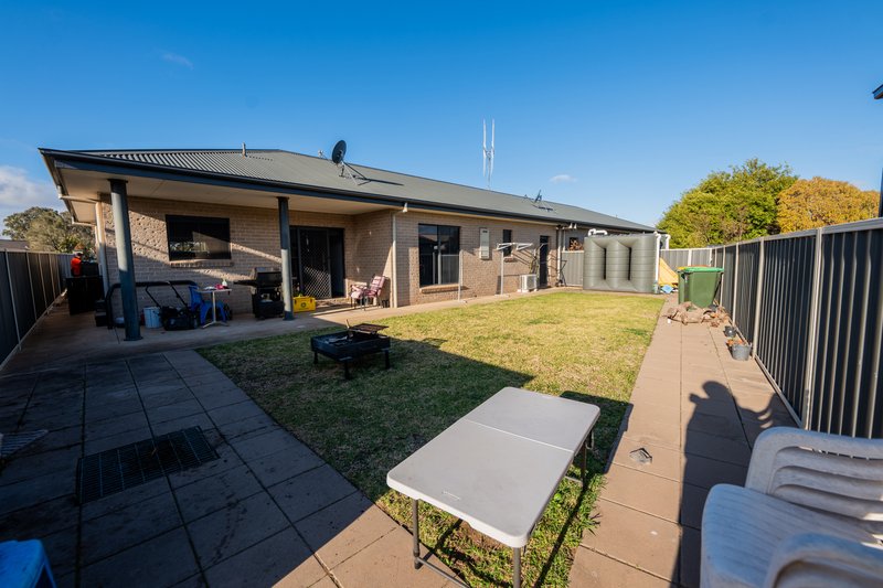 Photo - 20 John Girdham Place, Forbes NSW 2871 - Image 12
