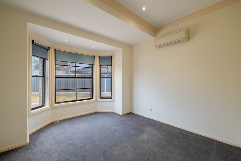 Photo - 20 John Girdham Place, Forbes NSW 2871 - Image 7