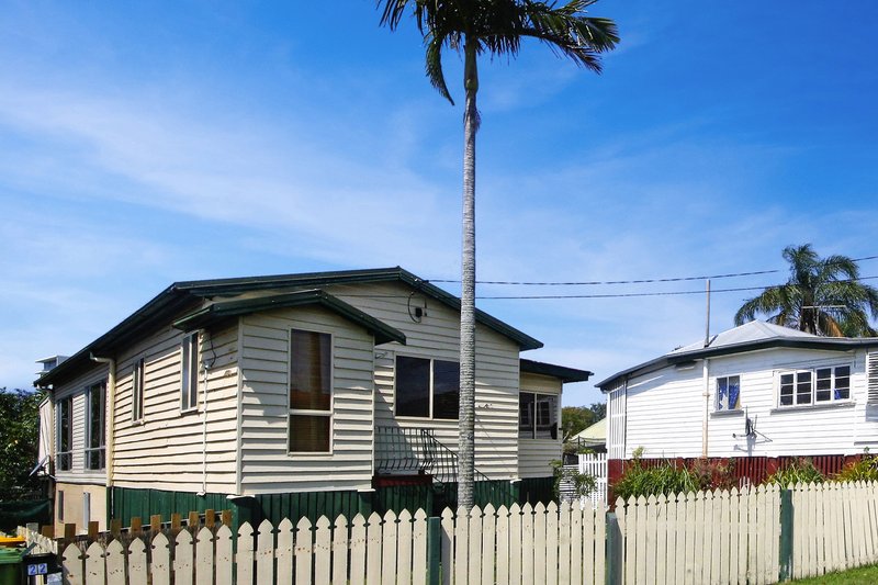 Photo - 20 John St , Redcliffe QLD 4020 - Image 2