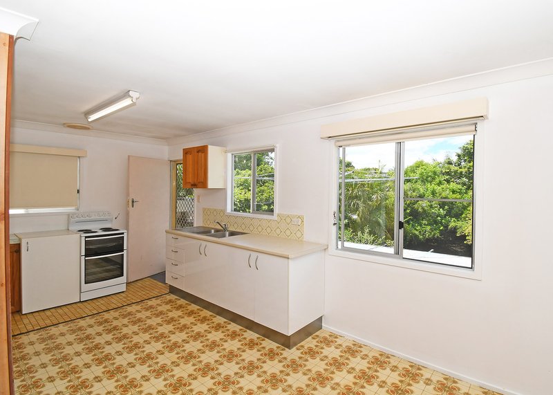 Photo - 20 John Street, Scarness QLD 4655 - Image 5