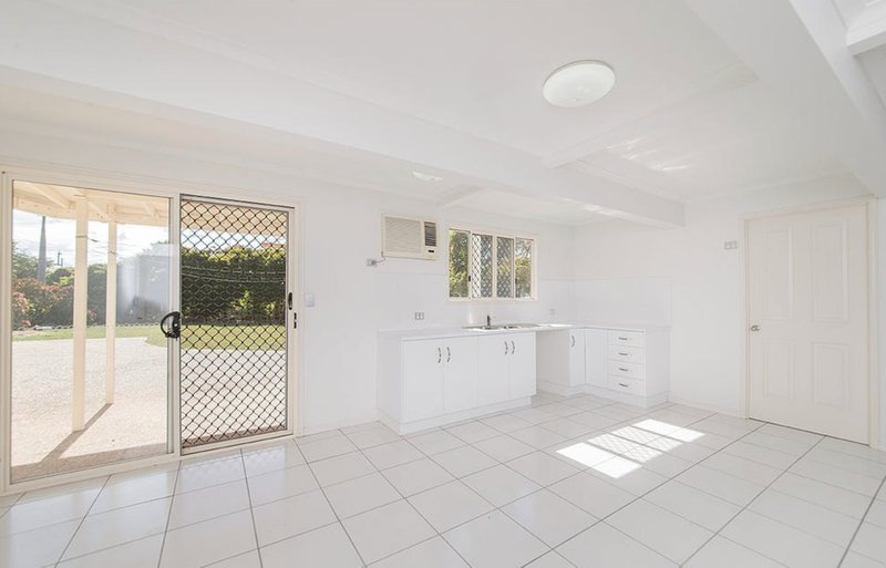 Photo - 20 Jones Street, Wandal QLD 4700 - Image 15