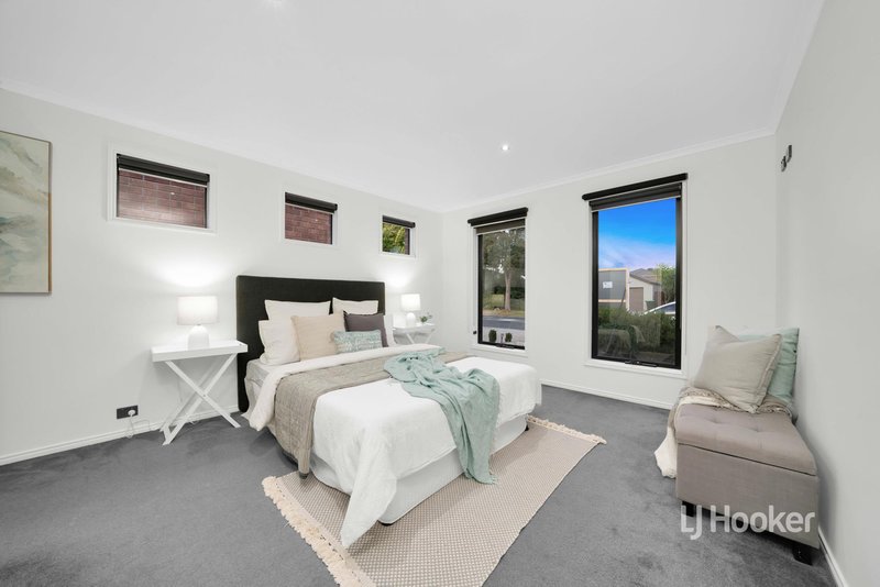 Photo - 20 Juniper Avenue, Point Cook VIC 3030 - Image 3