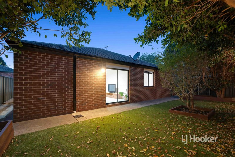 Photo - 20 Juniper Avenue, Point Cook VIC 3030 - Image 21