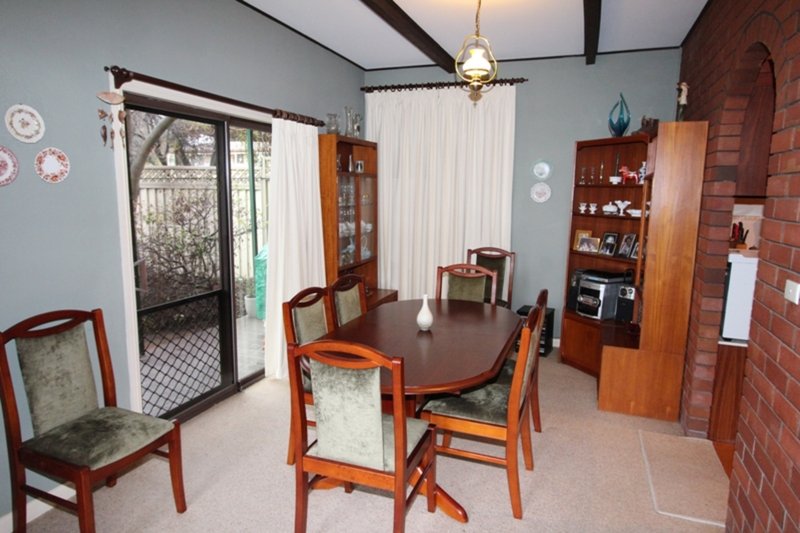 Photo - 20 Kabbera Blvd , Kelso NSW 2795 - Image 4