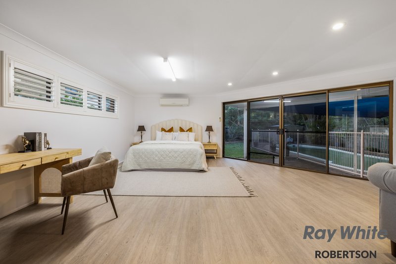 Photo - 20 Karalee Street, Sunnybank QLD 4109 - Image 9