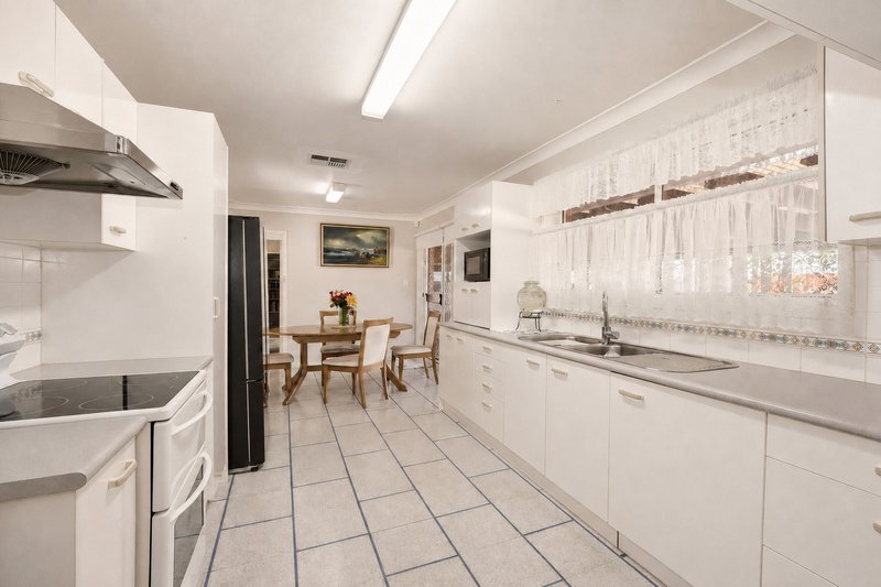 Photo - 20 Kareela Crescent, Greenacre NSW 2190 - Image 3