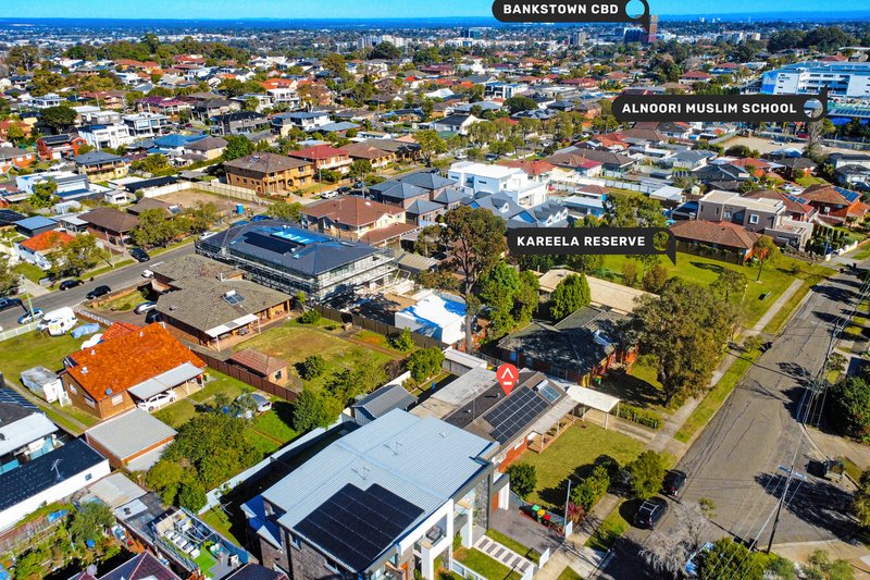 Photo - 20 Kareela Crescent, Greenacre NSW 2190 - Image 12