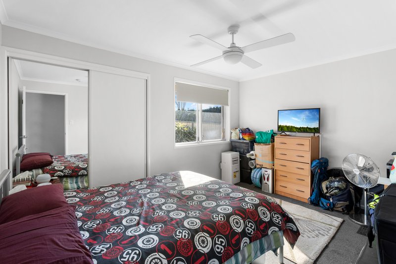 Photo - 20 Kate Avenue, Deception Bay QLD 4508 - Image 5