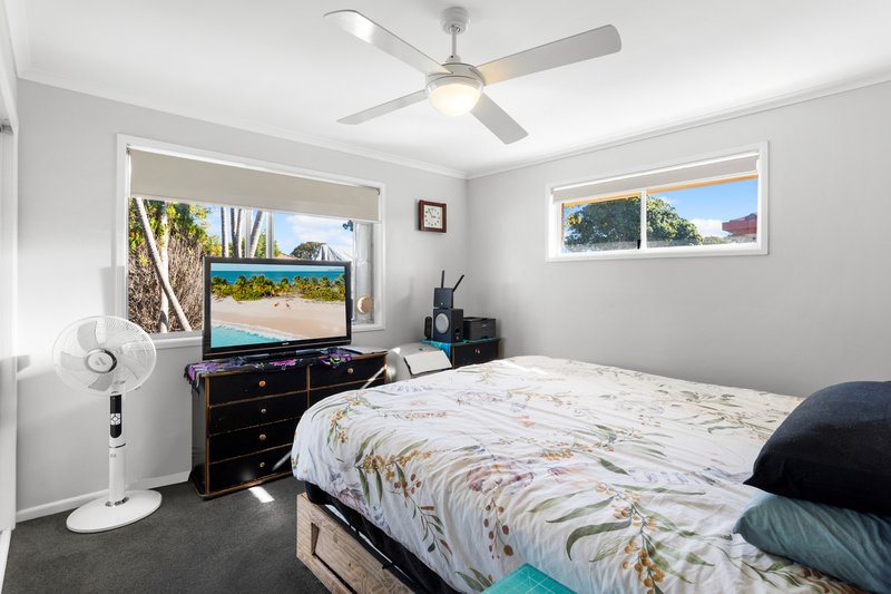 Photo - 20 Kate Avenue, Deception Bay QLD 4508 - Image 7