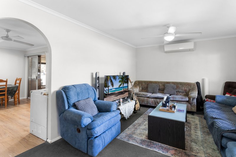 Photo - 20 Kate Avenue, Deception Bay QLD 4508 - Image 10