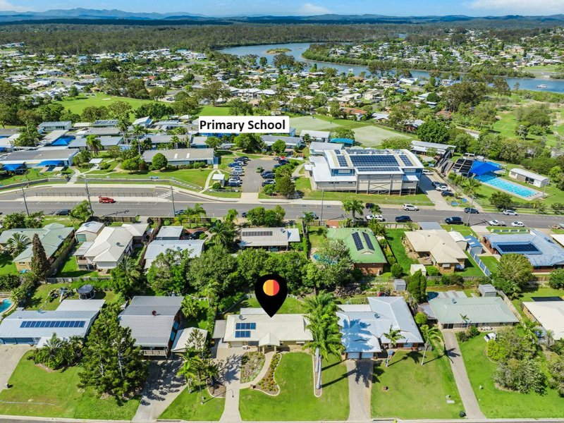 Photo - 20 Keating Street, Tannum Sands QLD 4680 - Image 2