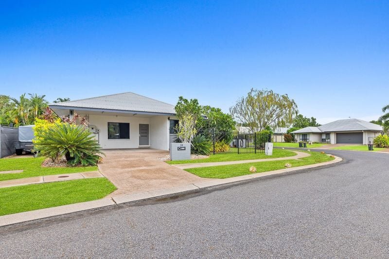 Photo - 20 Kenbi Place, Rosebery NT 0832 - Image 2