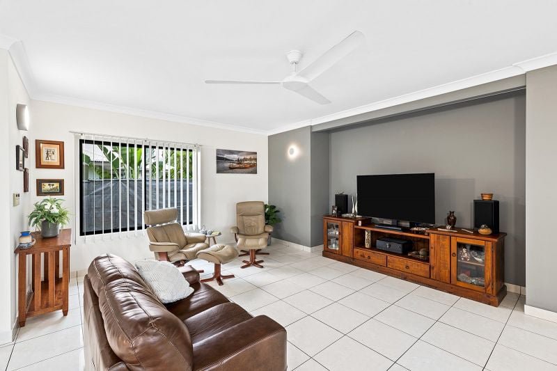 Photo - 20 Kenbi Place, Rosebery NT 0832 - Image 7