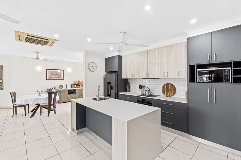 Photo - 20 Kenbi Place, Rosebery NT 0832 - Image 10