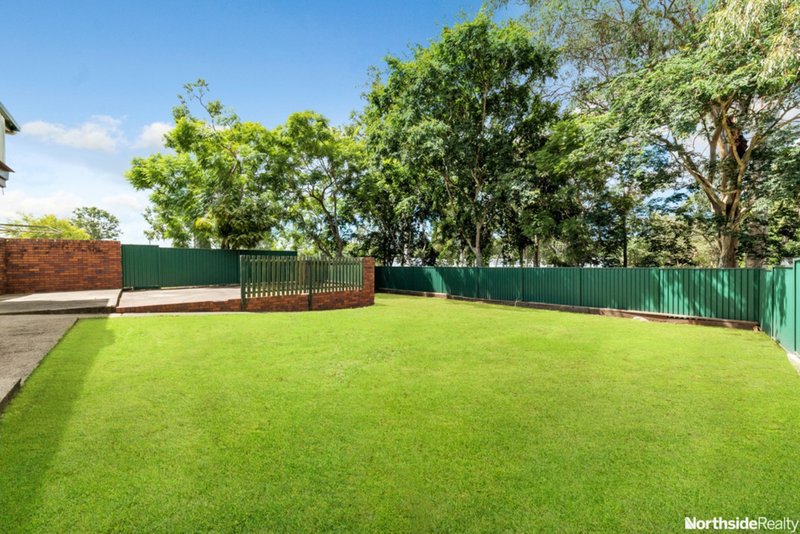 Photo - 20 Keong Rd , Albany Creek QLD 4035 - Image 6