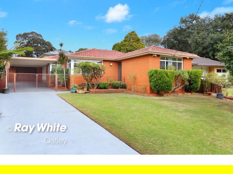 20 Kerrie Crescent, Peakhurst NSW 2210