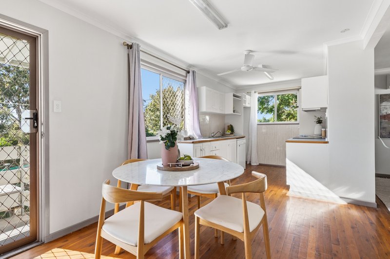 Photo - 20 Kevin Street, Deception Bay QLD 4508 - Image 10