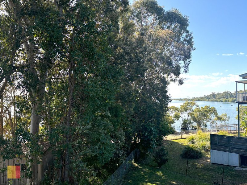 Photo - 20 Kim Crescent, Macleay Island QLD 4184 - Image 4