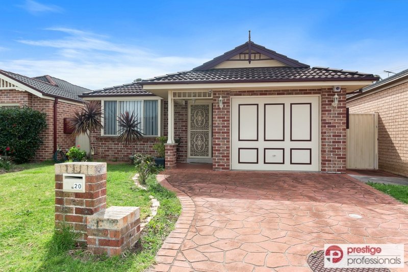 20 Kinchega Court, Wattle Grove NSW 2173