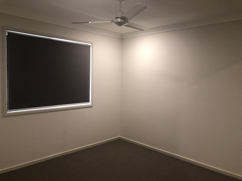 Photo - 20 Kincraig Circuit, Spring Mountain QLD 4300 - Image 7