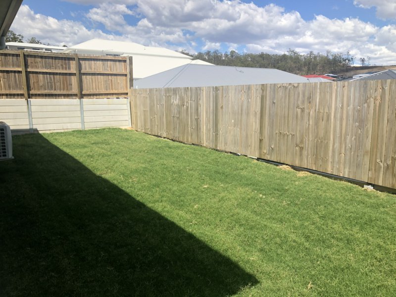 Photo - 20 Kincraig Circuit, Spring Mountain QLD 4300 - Image 11