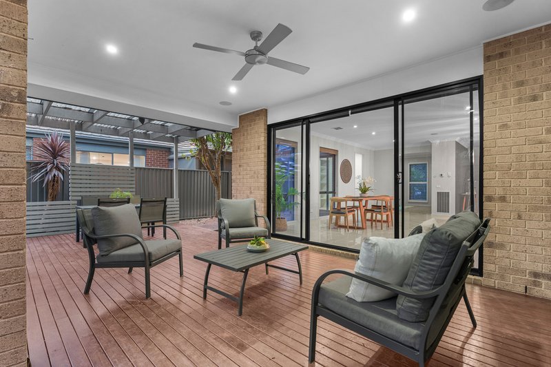 Photo - 20 Kindred Avenue, Cranbourne North VIC 3977 - Image 25