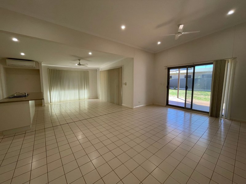 Photo - 20 Kingfisher Way, Nickol WA 6714 - Image 3