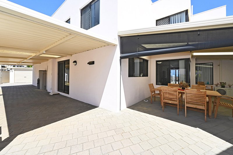 Photo - 20 Kings Lynn Rise, Mindarie WA 6030 - Image 33