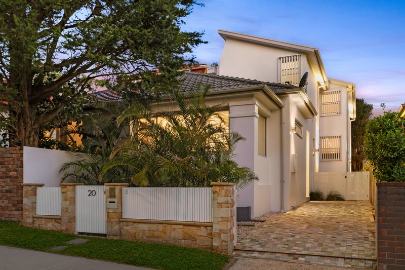 Photo - 20 Knowles Avenue, North Bondi NSW 2026 - Image 13