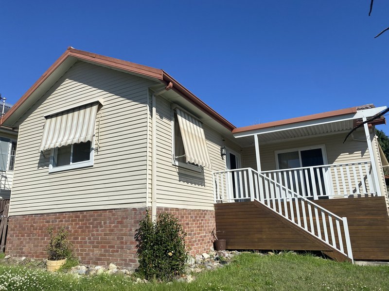 20 Lake Avenue, Cardiff South NSW 2285