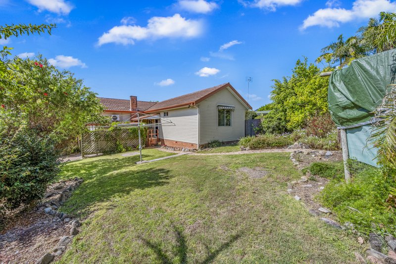 Photo - 20 Lake Avenue, Cardiff South NSW 2285 - Image 4