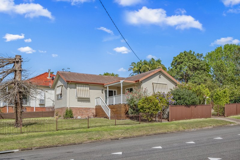 Photo - 20 Lake Avenue, Cardiff South NSW 2285 - Image 5