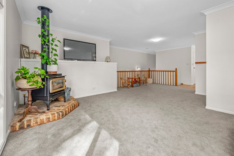 Photo - 20 Lake Macquarie Close, Fennell Bay NSW 2283 - Image 6